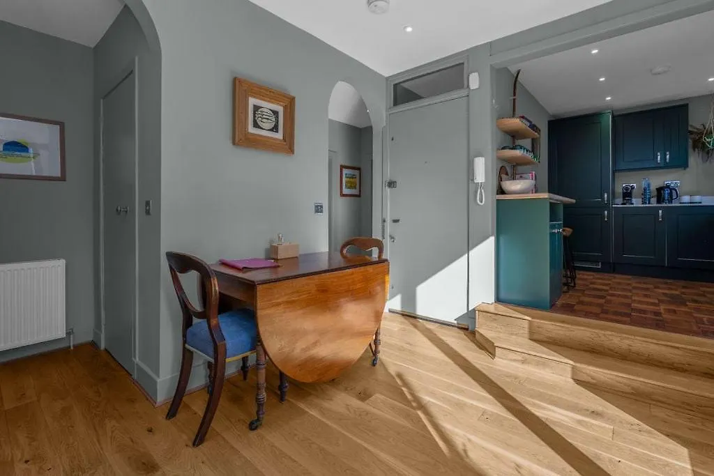 Guestready - Unique Hideaway In Edinburgh Lägenhet
